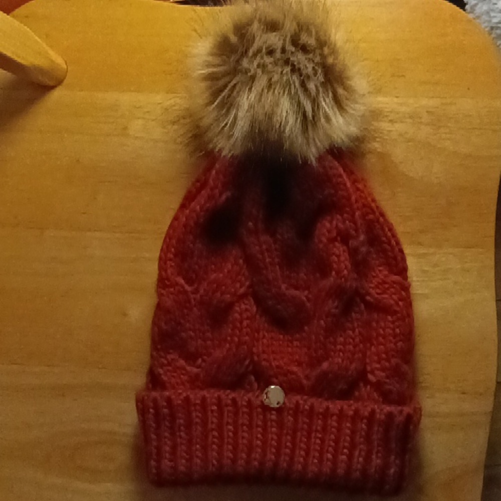 EXPRESS FOR POM POM HAT